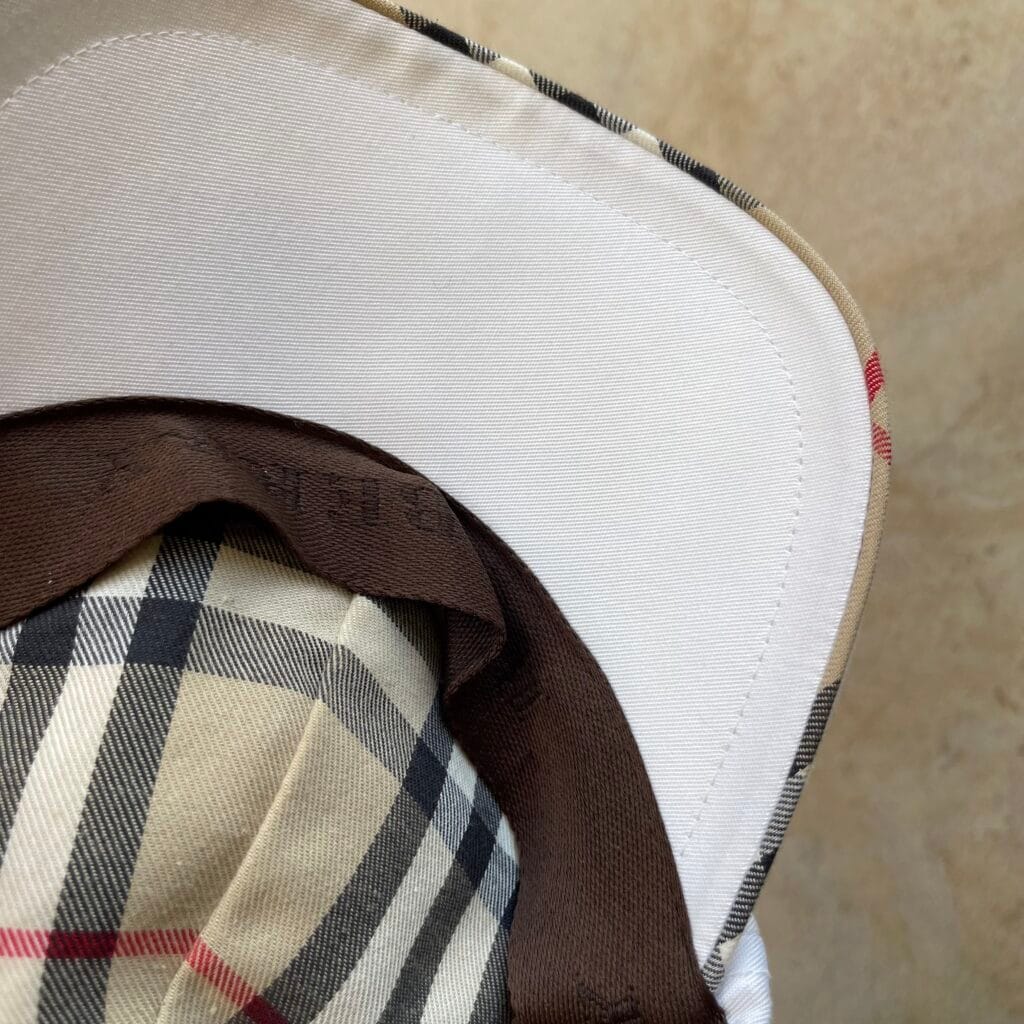 Burberry Cappello Bianco