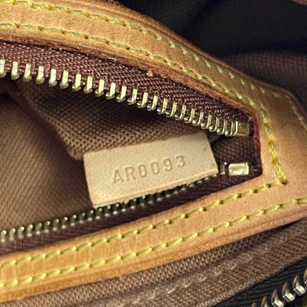Louis Vuitton Trotteur Boat