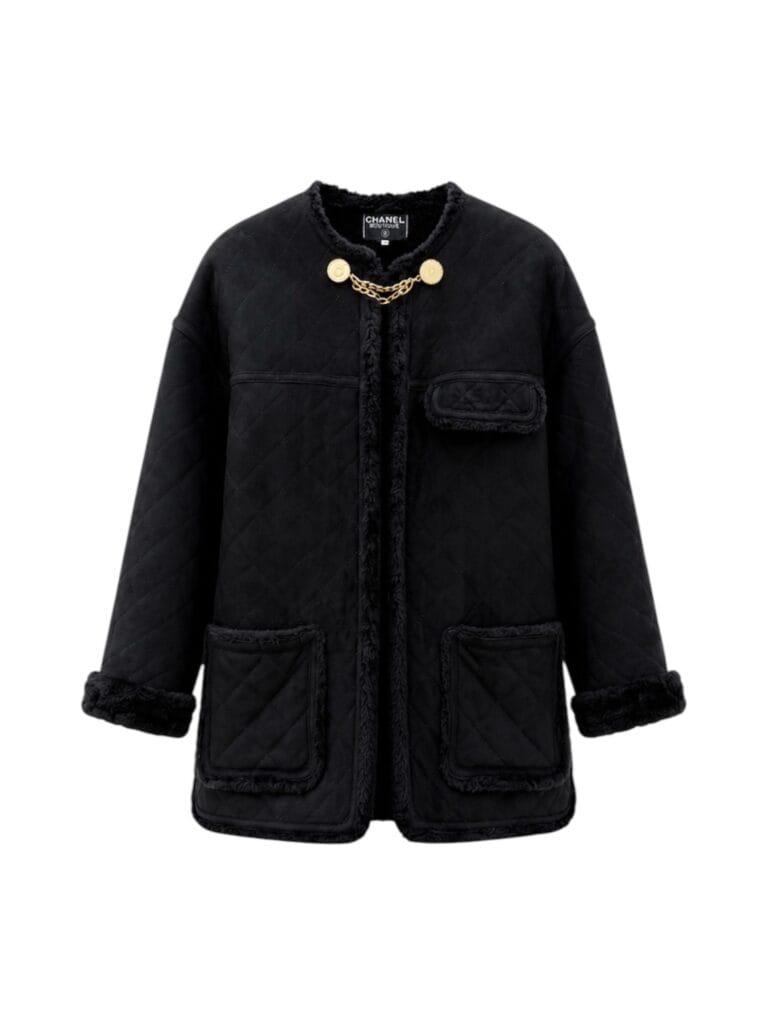 Montone Shearling Chanel Boutique Pelle trapuntato matelassé nero Bottoni dorati Rue Cambon Paris 1988 Karl Lagerfeld cappotto giubbotto pelliccia