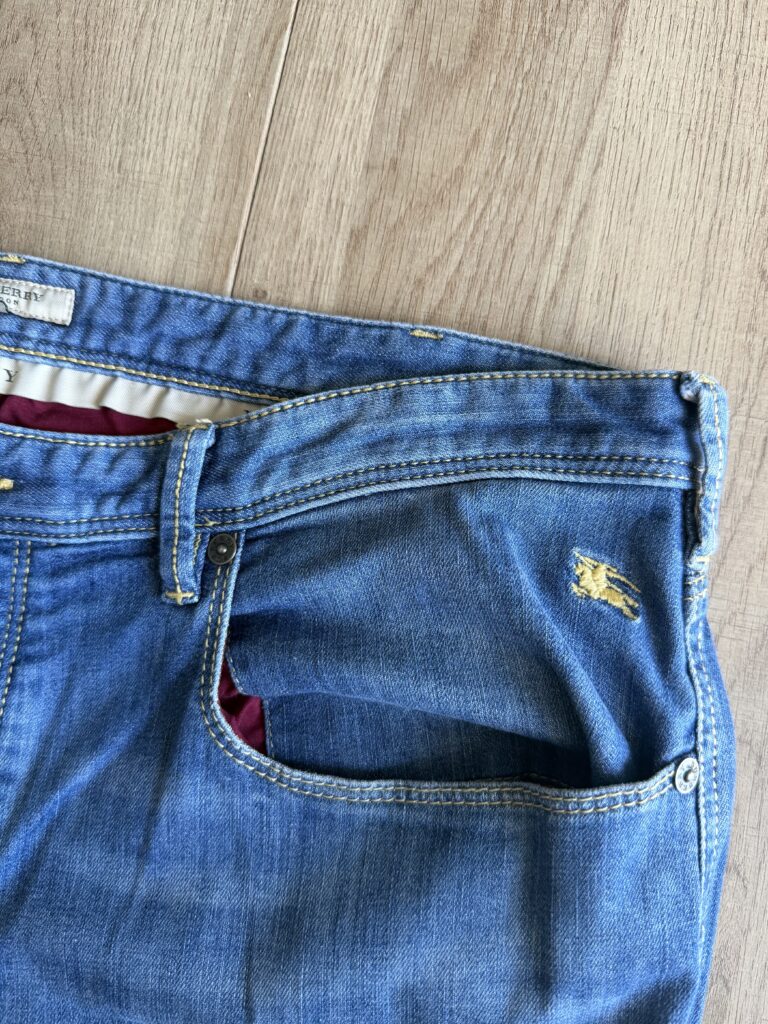 Jeans Burberry Uomo 52 IT – 47 FR ( 47 cm ) L Comfort Blu Denim Cotone Pantaloni