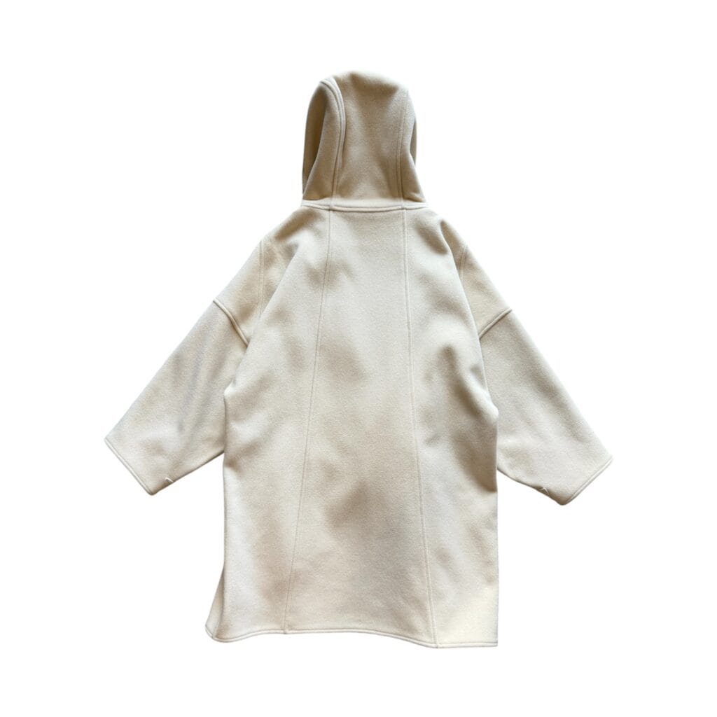 Cappotto mantella Chanel Boutique color Crema chiaro tendente bianco Anni 80 Karl Lagerfeld giubbotto Montgomery