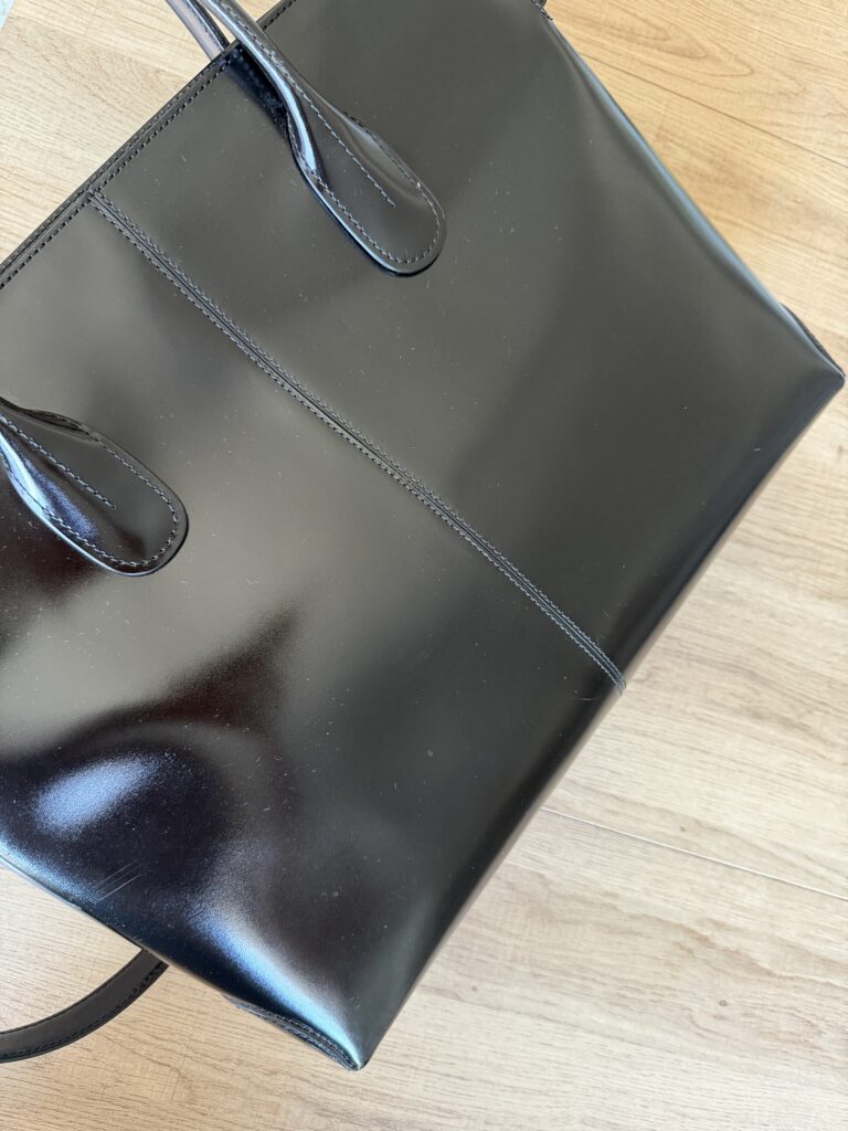 Borsa a mano o tracolla spalla Tod’s Nero lucido Pelle rigida modello classico