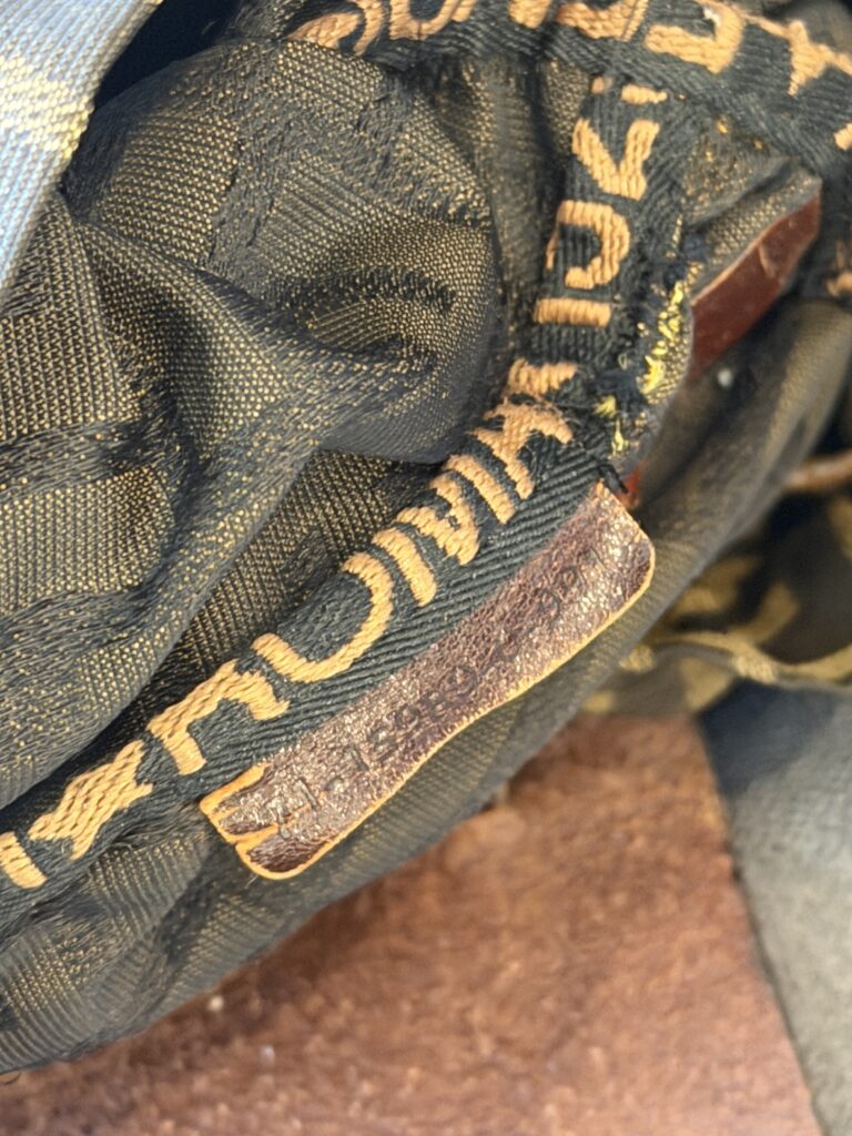 Zaino a spalla Fendi Logo Monogram FF Beige Nero Canvas tracolla