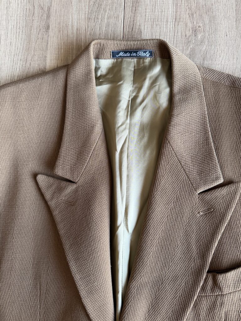 Giacca doppio petto Armani Uomo 46 IT – S Comfort tessuto tweed Beige tendente cachi Lana Blazer