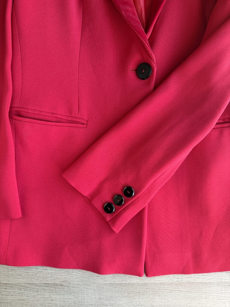 Blazer Armani Donna 46 IT – L sagomato ( Ok 44 IT ) Tessuto sintetico Rosso Giacca