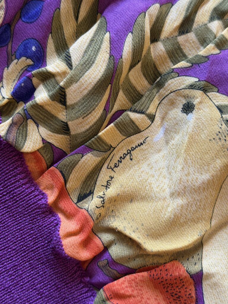 Maglione Cardigan Salvatore Ferragamo Donna L Lana stampa in Seta Viola Fantasia frutta multicolore Pullover