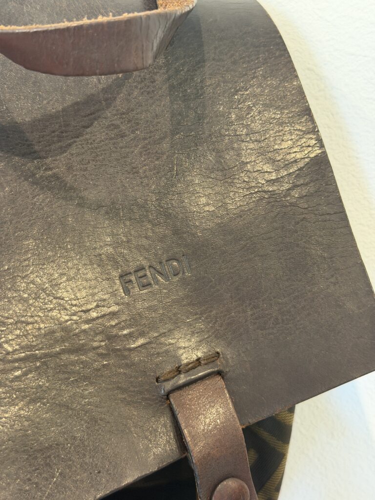 Zaino a spalla Fendi Logo Monogram FF Beige Nero Canvas tracolla