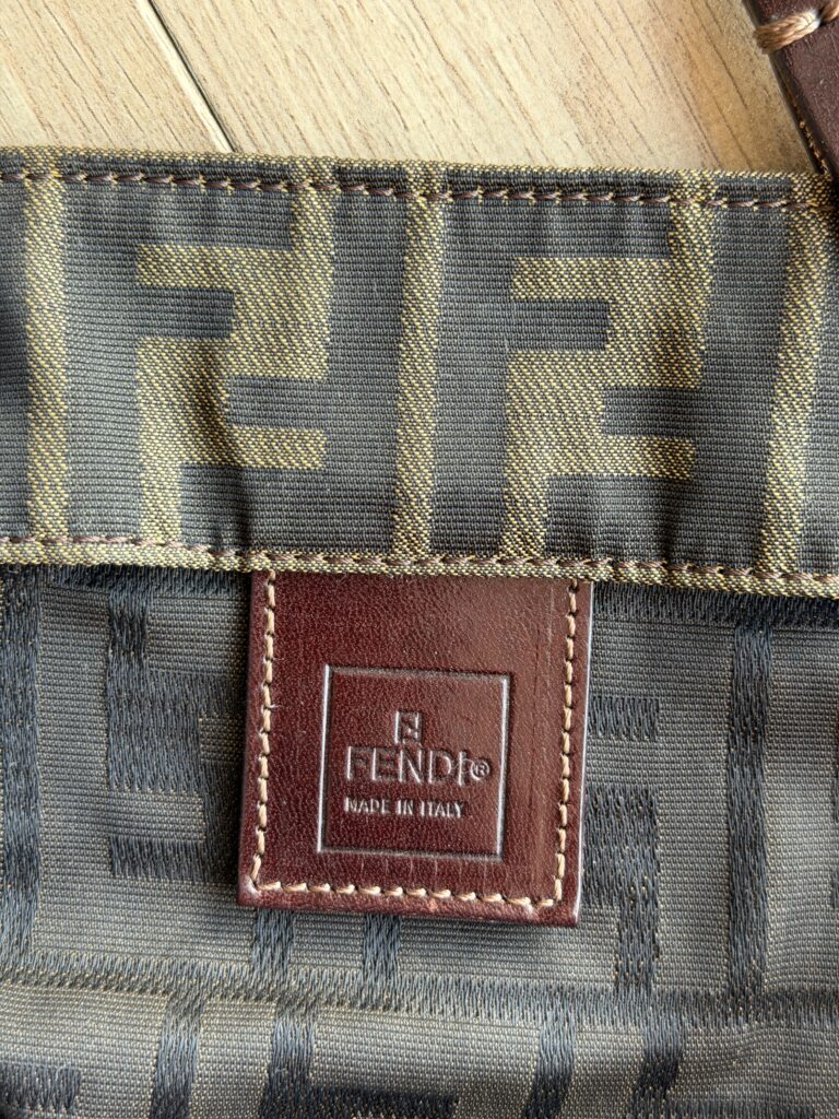 Totebag Fendi Logo Monogram FF Beige Nero Canvas borsa a mano spalla